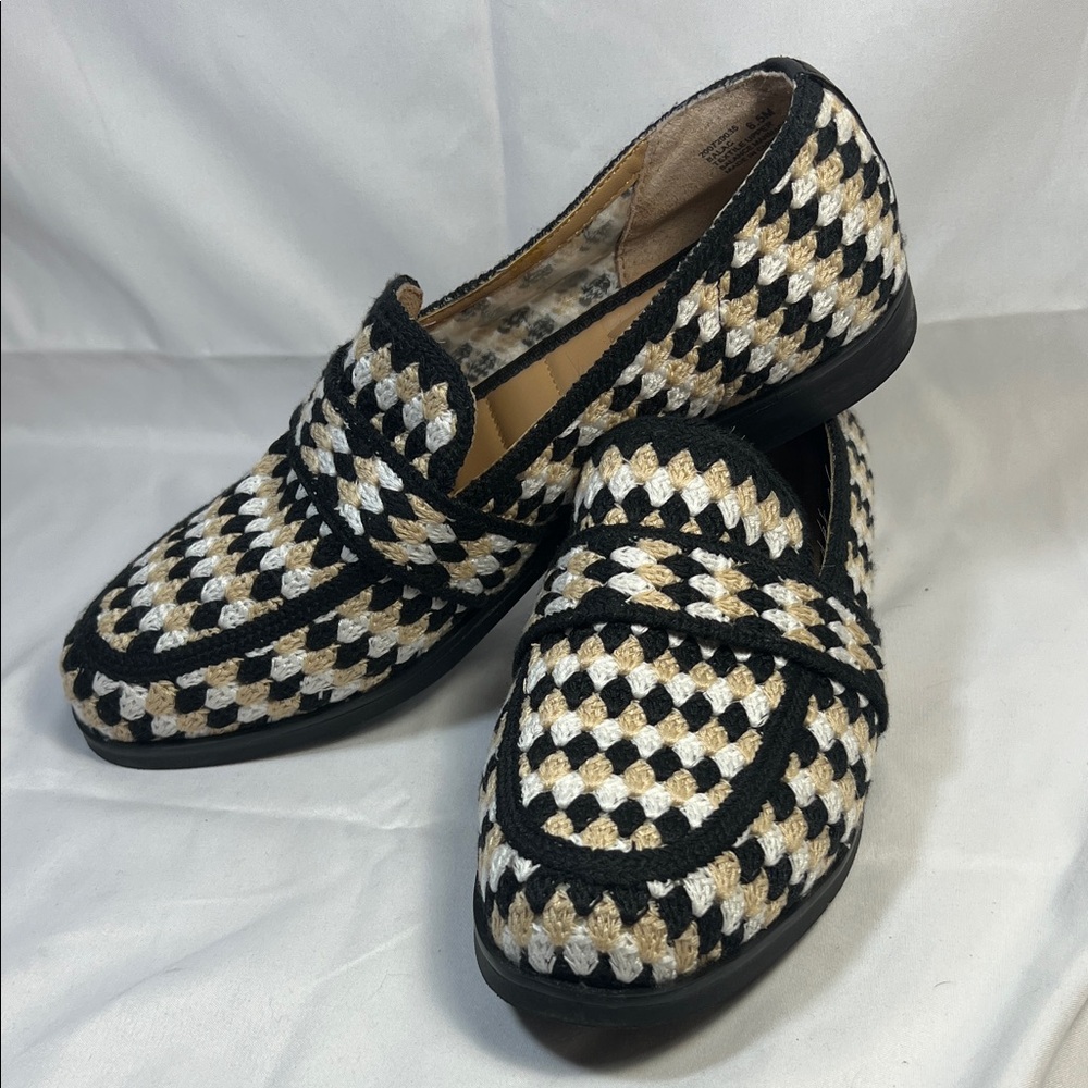 Kelly & Katie Black and Cream Loafers